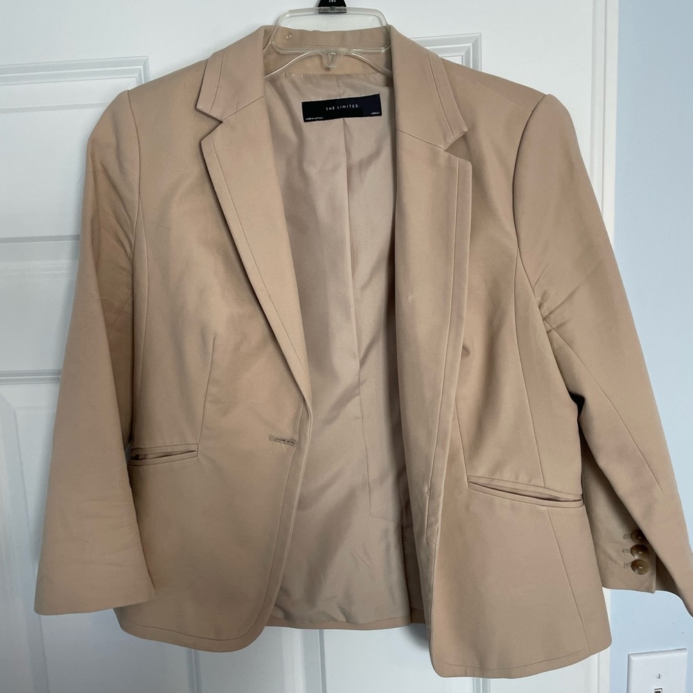 The Limited tan 3/4 sleeve jacket